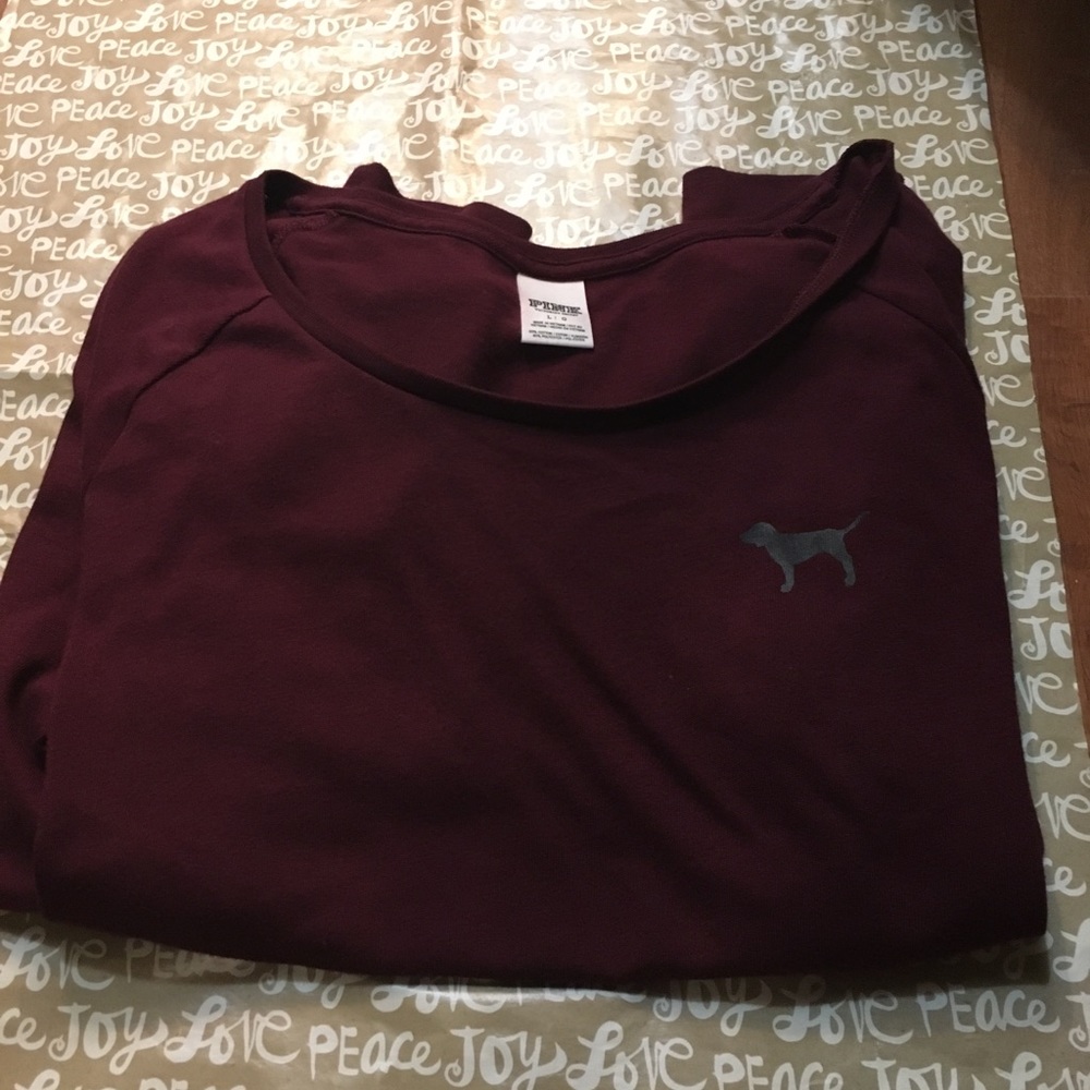 VS Pink Long sleeve shirt